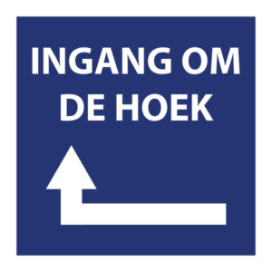 Ingang om de hoek (links)